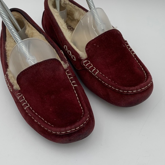 UGG Burgundy Suede Moccasin Slippers Size 7 - Picture 2 of 14